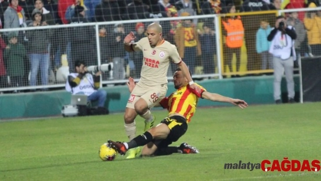 Süper Lig: Göztepe: 2 - Galatasaray: 1 (Maç sonucu)