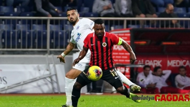 Süper Lig: Kasımpaşa: 1 - Gençlerbirliği: 2 (Maç sonucu)