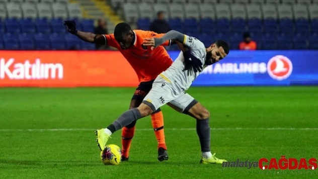 Süper Lig: Medipol Başakşehir: 4 - Yeni Malatyaspor: 1 (Maç sonucu)