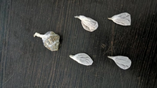 Şüpheli şahıslardan uyuşturucu ele geçirildi