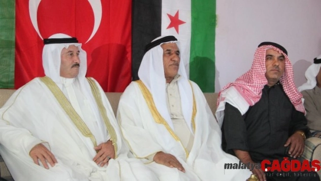 Suriye'nin Abraz aşiretinden Barış Pınarı Harekatı'na destek