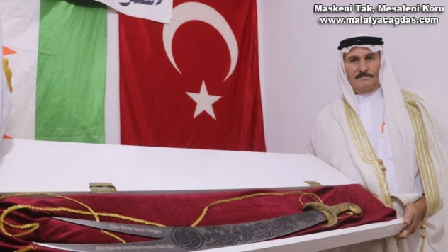 Ata yadigarı kılıcı Cumhurbaşkanı Erdoğan'a hediye etmek istiyor