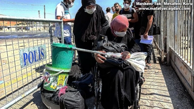 Suriyelilerin bayram yolculuğu sürüyor