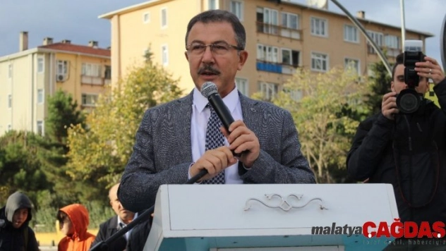 Taksi durağına gelen ilk çağrıya başkan cevap verdi