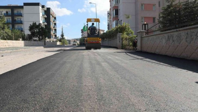 Talas'ta sonbahar asfaltı