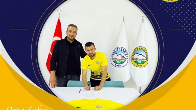 Talasgücü Belediyespor  orta sahaya takviye yaptı