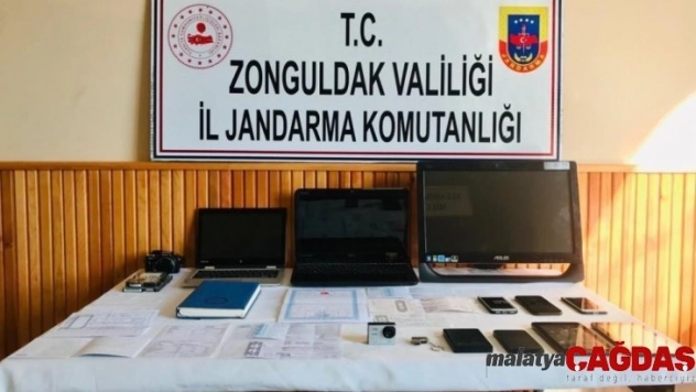 Tapu memurlarına rüşvet operasyonunda 2 kişi tutuklandı