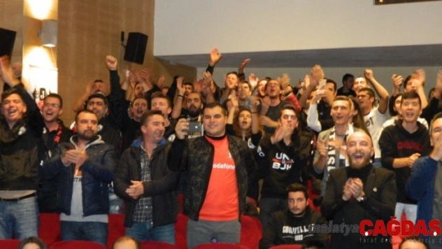 Taraftarın sevgilisi Alen Lüleburgaz'da