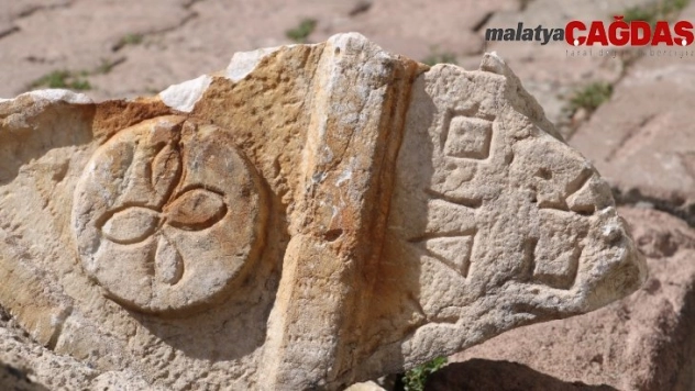 Tarihi eseri, dubaya destek yaptılar