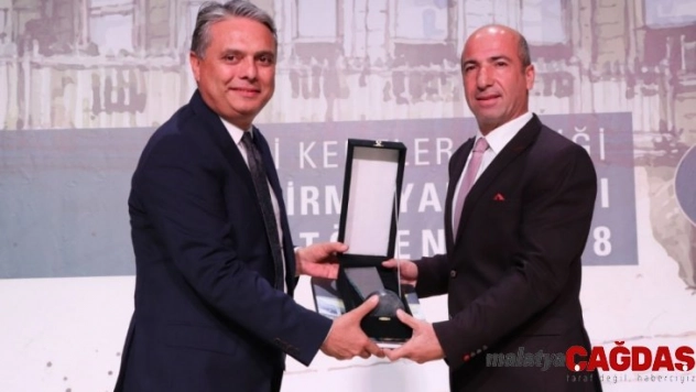 Akçadağ Belediyesi'ne başarı ödülü