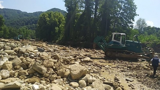 Düzce'de çalışmalarını aralıksız sürdürüyor