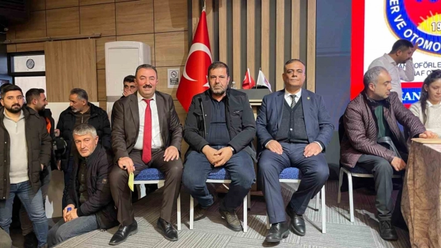 Tatvan Şoförler ve Otomobilciler Esnaf Odası'nda İkram Baran yeniden başkan