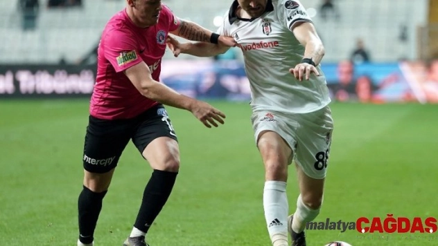 Tayfur Havutçu ilk maçında Beşiktaş'a karşı