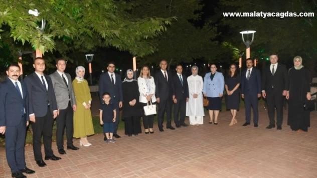 Tayini çıkan mülki idare amirlerine veda yemeği