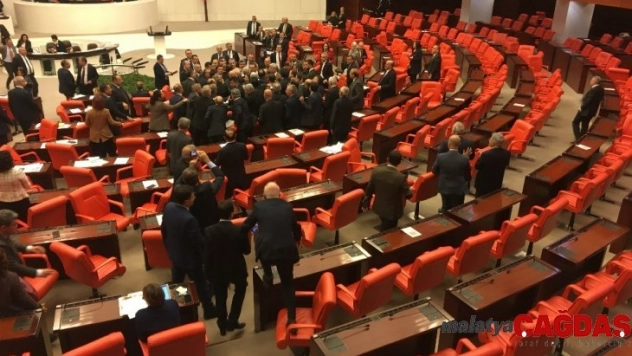 TBMM'de bütçe görüşmelerinde tartışma