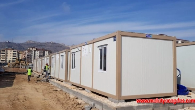 TDV'den depremzede aileler için konteyner ev