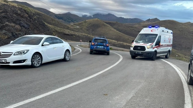 Tek Motorlu Uçak Düştü Mü? Erzurum-Pazaryolu'nda Alarm!