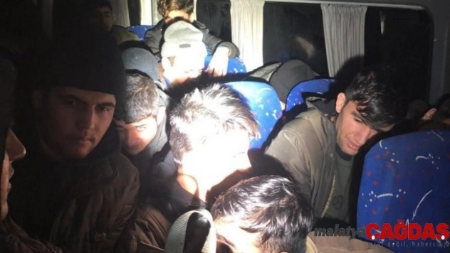 Tekirdağ'da 20 kaçak göçmen yakalandı