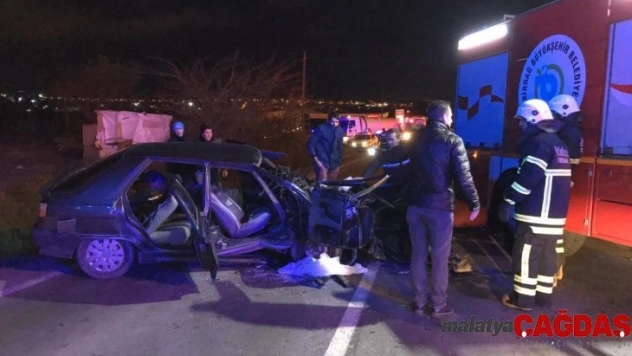 Tekirdağ'da tır ile otomobil çarpıştı: 6 yaralı