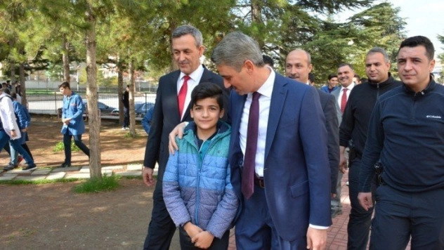 Teknik Anadolu Lisesinde İncelemelerde Bulundu