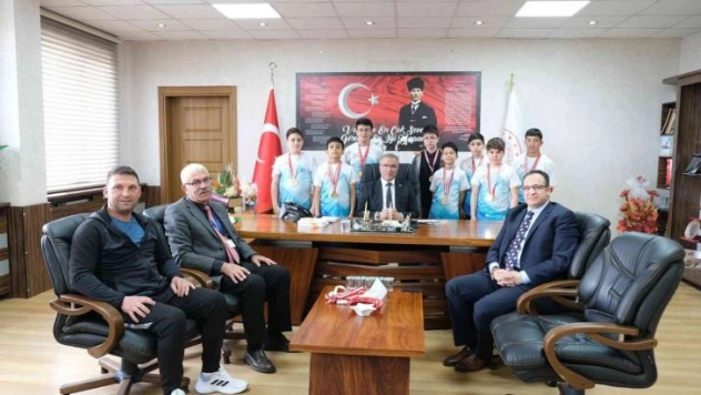 Teltik, başarılı Tekden öğrencilerini kabul etti