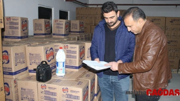 Temel eğitim kurumlarına temizlik ve kırtasiye malzemesi