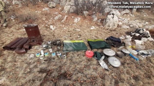 Terör örgütünün yaşam malzemeleri ele geçirildi