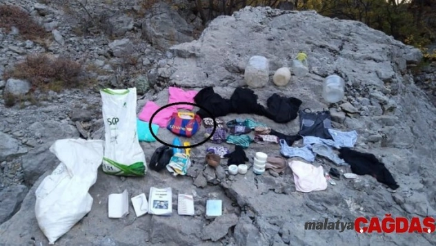 Teröristlerin ininden Barcelona'nın forması çıktı