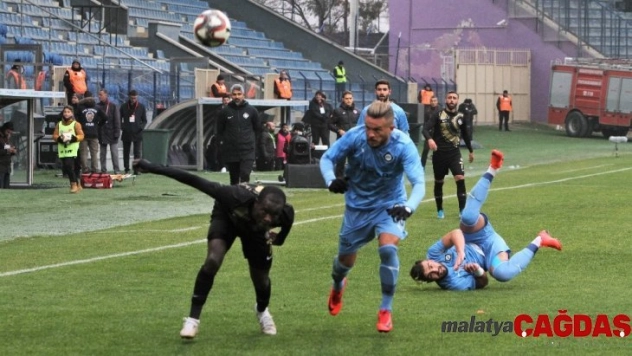 Osmanlıspor FK: 0 - Altay: 0