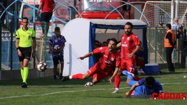 TFF 2. Lig: Ankara Demirspor: 3 - GMG Kastamonuspor: 1