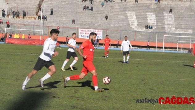 TFF 2. Lig: Zonguldak Kömürspor: 2 - Manisa FK: 2