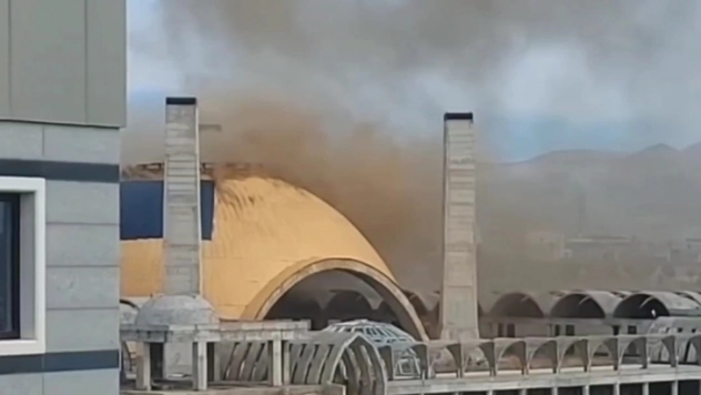 Tıbbiye Camii inşaatında bir haftada ikinci kez yangın çıktı