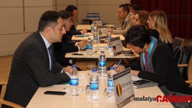 Ticaret müşavirleri ihracat hedefleri için seferber oldu