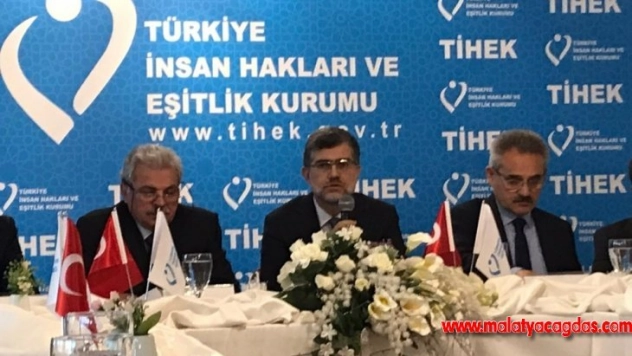 TİHEK İkinci Başkanı Kınalı: 'FETÖ, 28 Şubat darbesine her yönüyle lojistik ve maddi destek vermiştir'