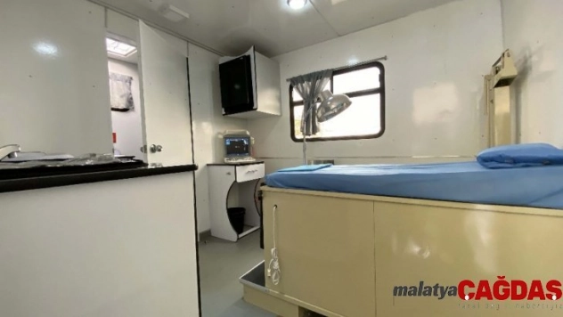 TİKA Meksika'da evsizlere mobil klinik ile ulaşıyor