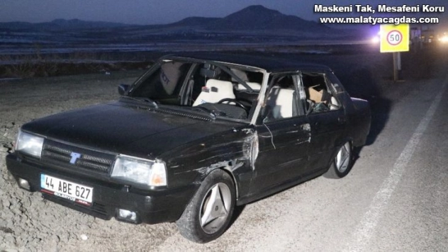 Tırla otomobil çarpıştı: 2 yaralı