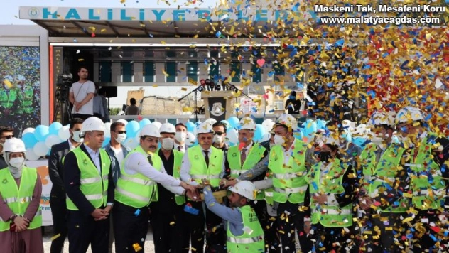 Toplu açılış ve temel atmalar ile Haliliye'ye kalıcı eserler kazandırılıyor