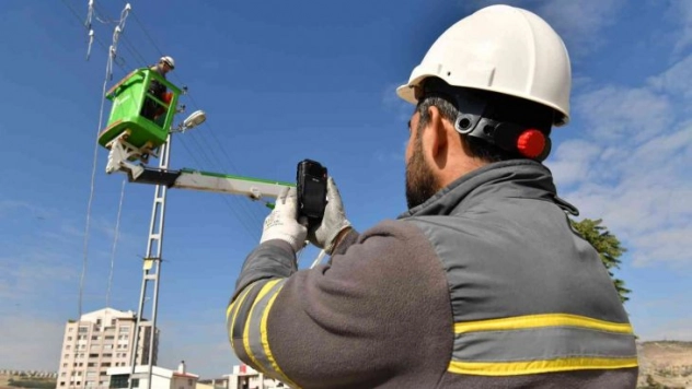 Toroslar EDAŞ Adana'ya 8 yılda 1.7 milyar liralık yatırım yaptı