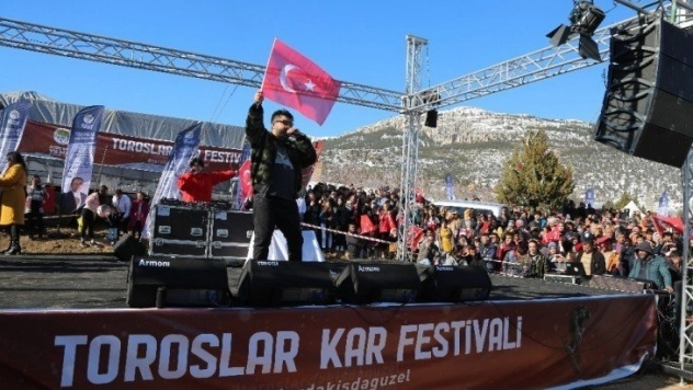 Toroslar Kar Festivali'nde Eypio rüzgarı esti