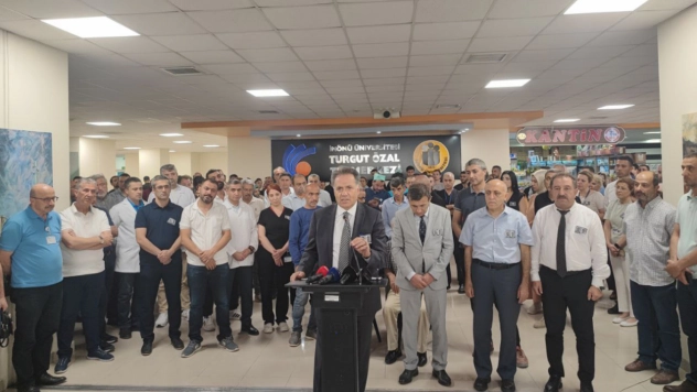 Trafik kazasında hayatını kaybeden iki sağlık çalışanı anıldı