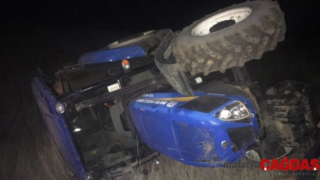 Traktör altında kalan sürücü hayatını kaybetti