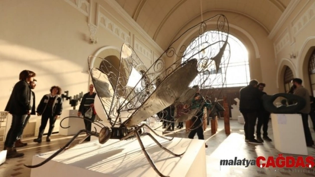 Trakya Üniversitesi'nin 'Bir öğrenci de sen okut' kampanyasına sanatsal destek