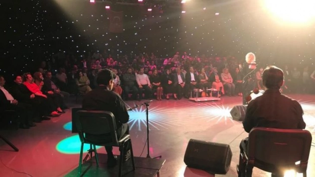 TRT çalışanlarına ramazan konseri