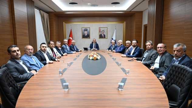 TSO heyeti Vali Seddar Yavuz ile bir araya geldi