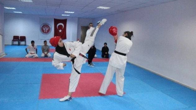 Tüm rakiplerini 'Nakavt' eden tekvandocunun, hedefi Dünya şampiyonluğu