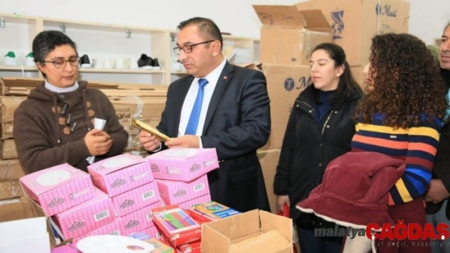 Tunceli'de görsel sanatsal dersi materyalleri dağıtımı başladı