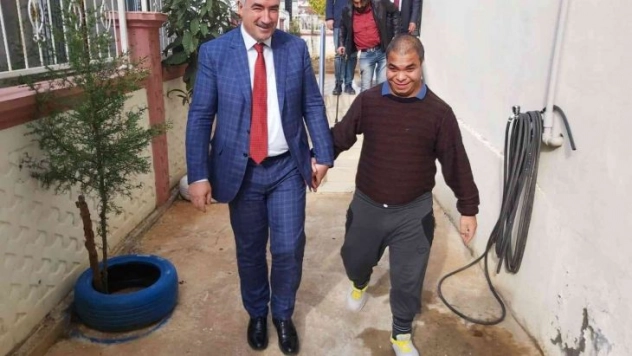 Turanlı, 'En büyük engel sevgisizliktir'