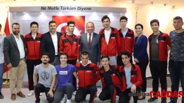 Turgutlu Belediye Erkek Voleybol 2. Lig yolunda
