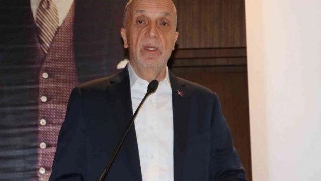 Türk-İş Genel Başkanı Atalay: 'Bu dil siyasilere yakışmıyor'