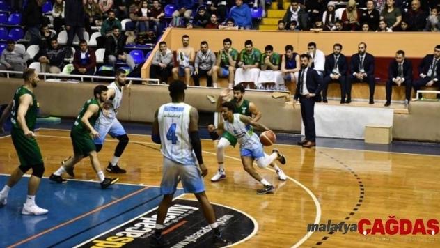 Türkiye Basketbol ligi: Balıkesir Büyükşehir Belediyespor: 59 - Bornova Belediyespor: 74